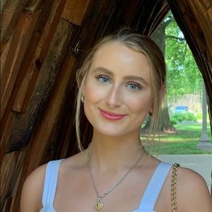 Meet your Posher, Samantha